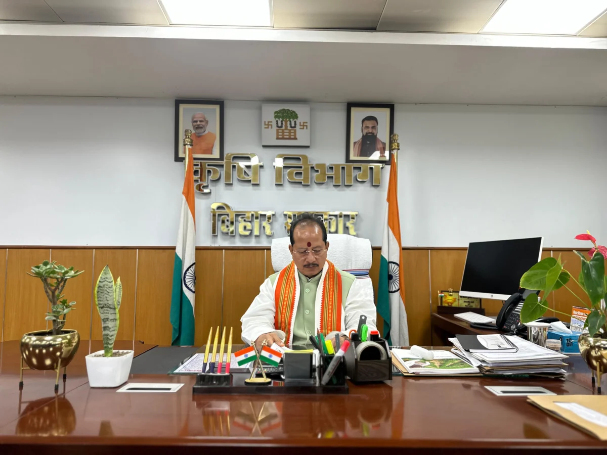 बिहार में खाद की कोई कमी नहीं, कालाबाजारी पर सरकार का बड़ा प्रहार; 208 लाइसेंस रद्द, 29 एफआईआर दर्ज