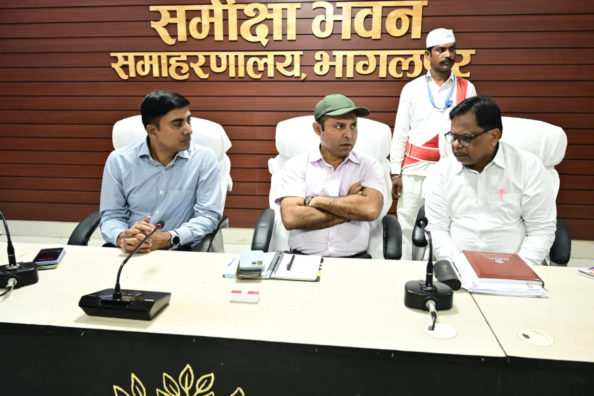 विक्रमशिला सेतु पर फिर दौड़ेंगे वाहन: 7 जून से शुरू होगा आवागमन, नाव से किराया वसूला तो होगी सख्त कार्रवाई