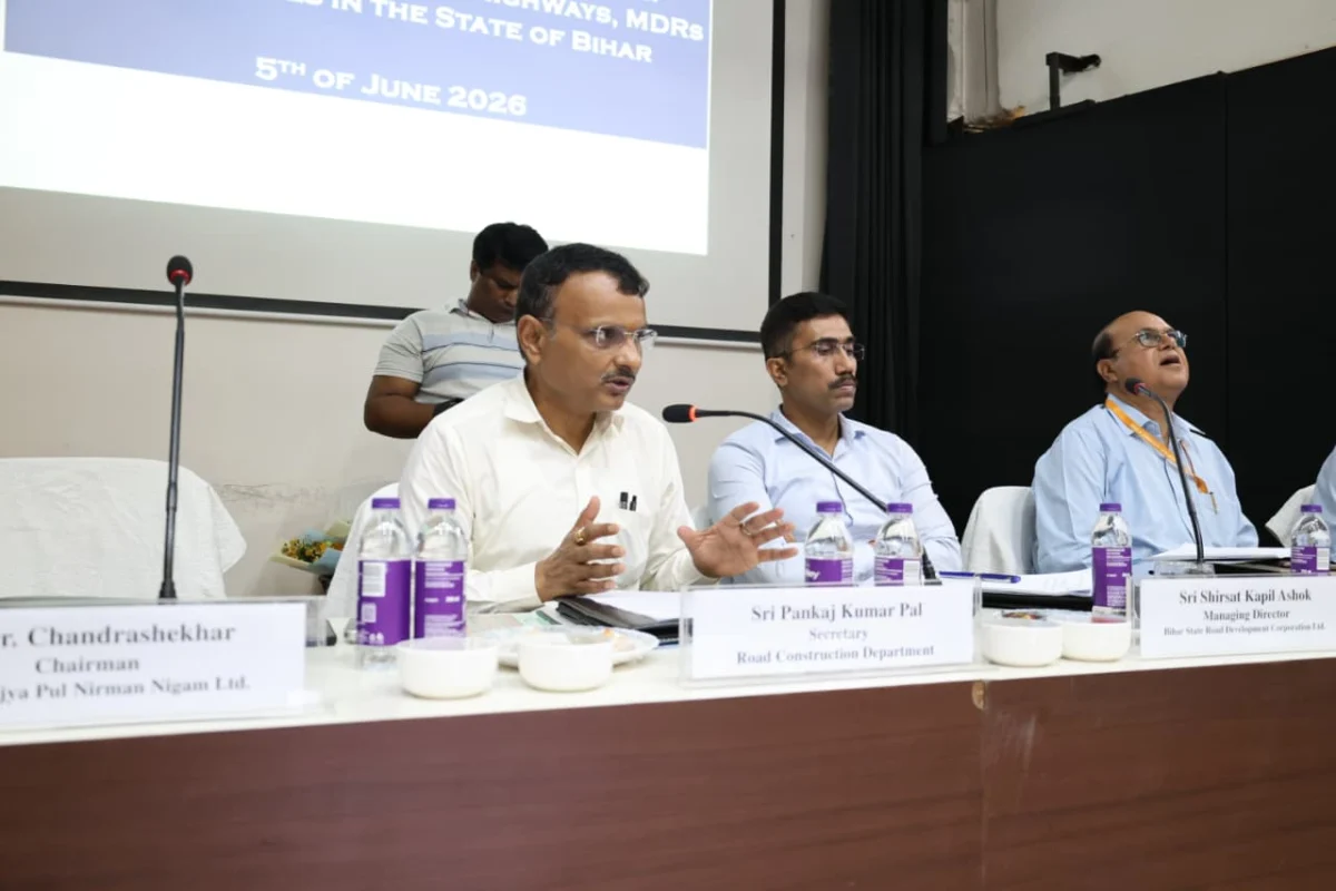 बिहार में सड़क विकास को नई रफ्तार देने की तैयारी, 3000 किलोमीटर राजमार्ग और 40 से अधिक पुलों के मुद्रीकरण पर मंथन