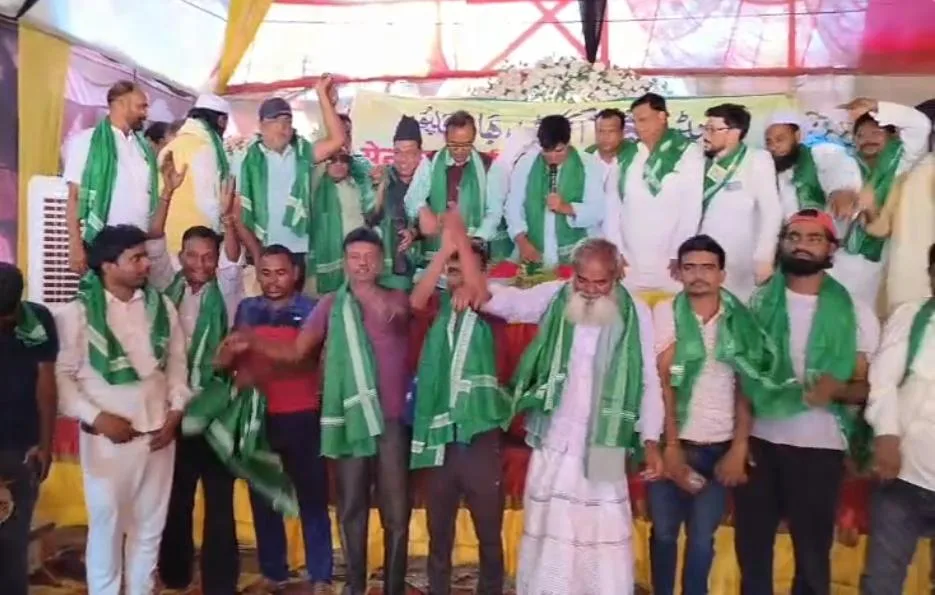 मुहर्रम की तैयारियों को लेकर सेंट्रल मोहर्रम कमेटी की तीसरी बैठक संपन्न, विभिन्न इलाकों की समस्याओं पर हुई विस्तृत चर्चा