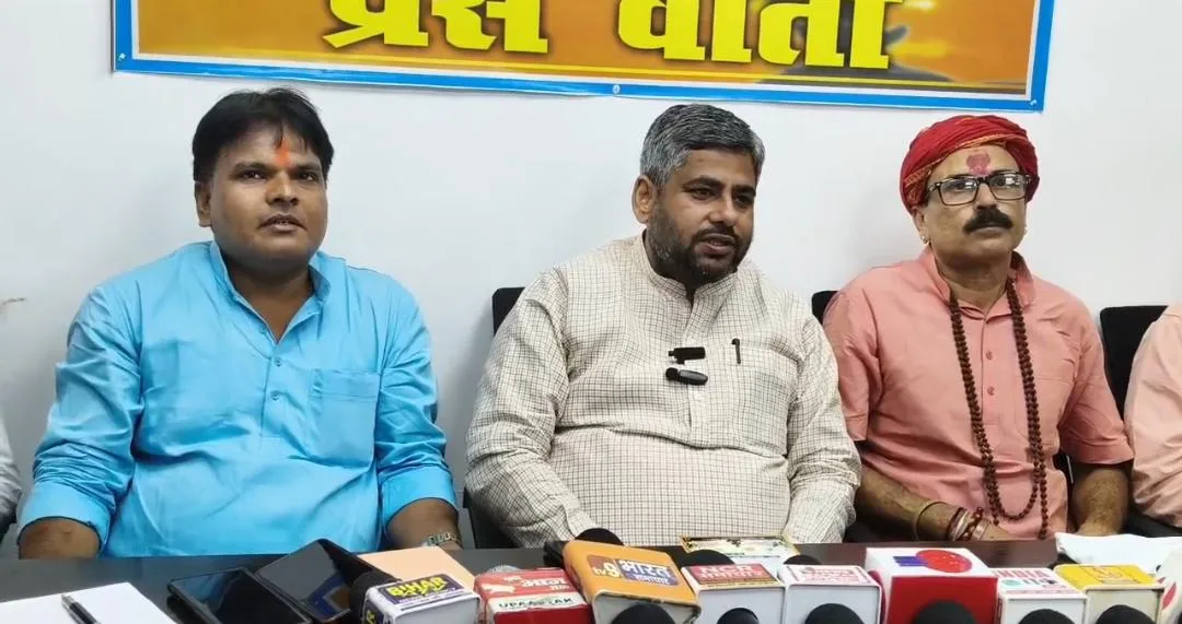 अंतर्राष्ट्रीय योग दिवस पर भागलपुर में होगा निःशुल्क योग शिविर, योग गुरु धीरज वशिष्ठ कराएंगे अभ्यास 2 अंतर्राष्ट्रीय योग दिवस पर भागलपुर में होगा निःशुल्क योग शिविर, योग गुरु धीरज वशिष्ठ कराएंगे अभ्यास
