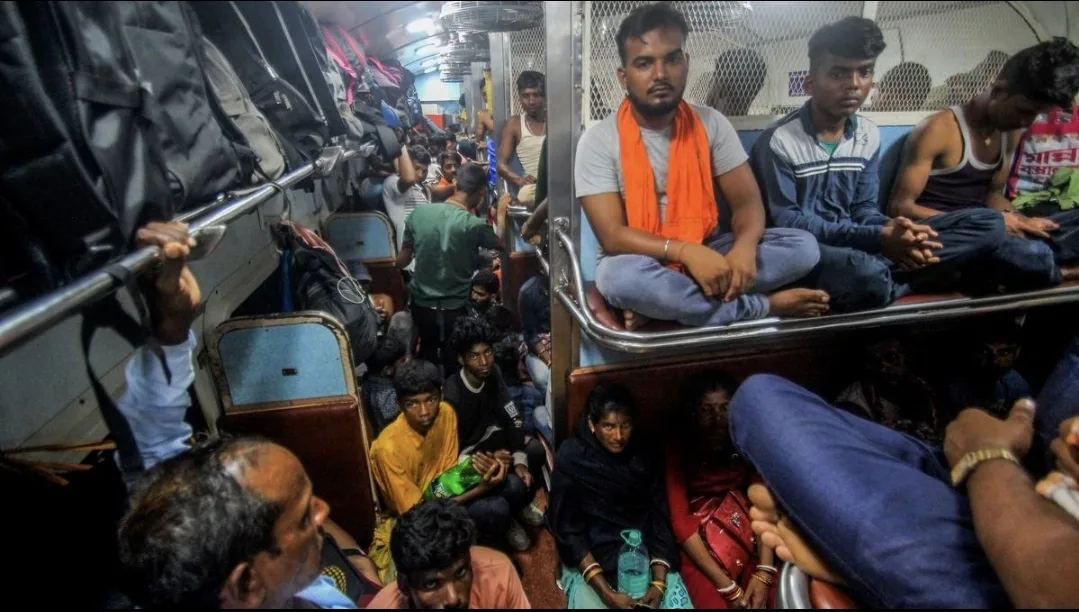 रेल यात्रियों को बड़ी राहत! ऑनलाइन वेटिंग टिकट पर भी अब जनरल डिब्बे में सफर संभव, रेलवे नियमों में बड़ा बदलाव संभव