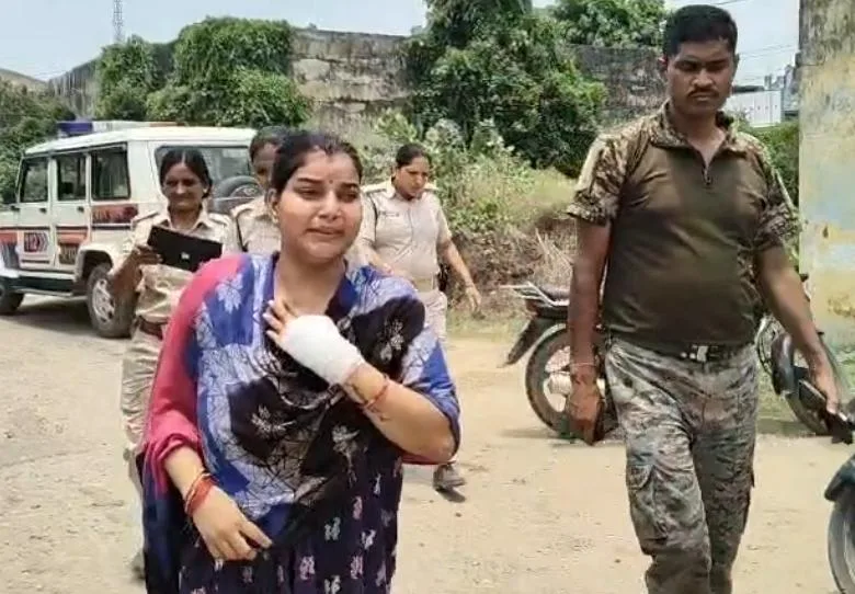 भागलपुर में विवाहिता ने ससुराल पक्ष पर लगाए गंभीर आरोप, ननदों पर हाथ की नस काटने का दावा