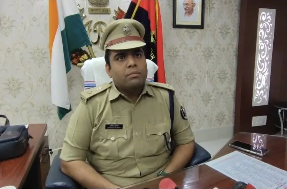 बांका के नए एसपी अमितेश कुमार ने संभाली कमान, अवैध कारोबार पर सख्त कार्रवाई के दिए संकेत