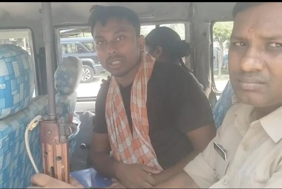 सबौर अंचल कार्यालय के जनता दरबार शिविर में हंगामा, जमीन विवाद में एक व्यक्ति को पुलिस ने थाने भेजा