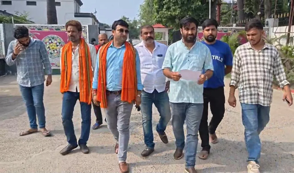 भागलपुर न्यायालय में दो पक्षों के विवाद का शांतिपूर्ण समाधान, समझौते के बाद दोनों परिवारों में सुलह
