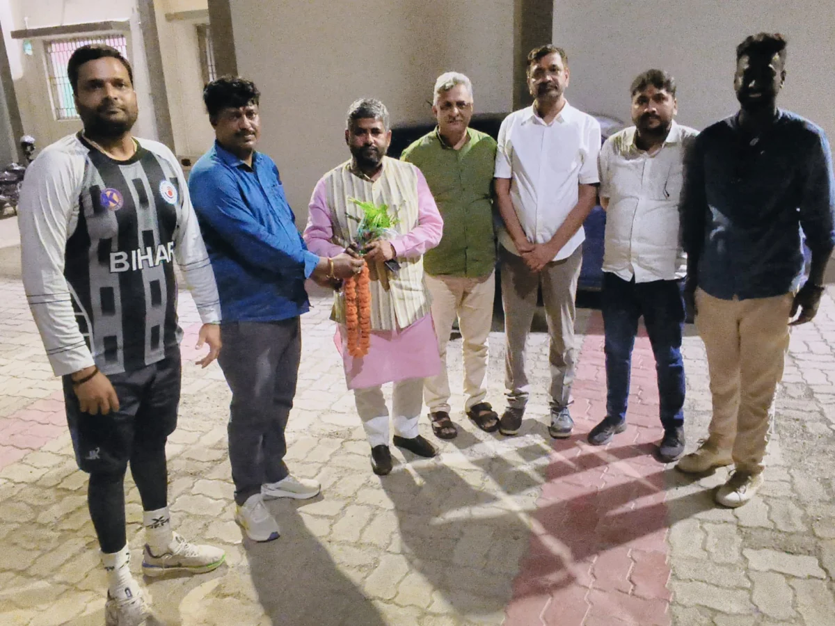 एलडीपी क्रिकेट क्लब के खिलाड़ियों को मिला नया ड्रेस सेट, अनुशासन और मेहनत को बताया सफलता की कुंजी