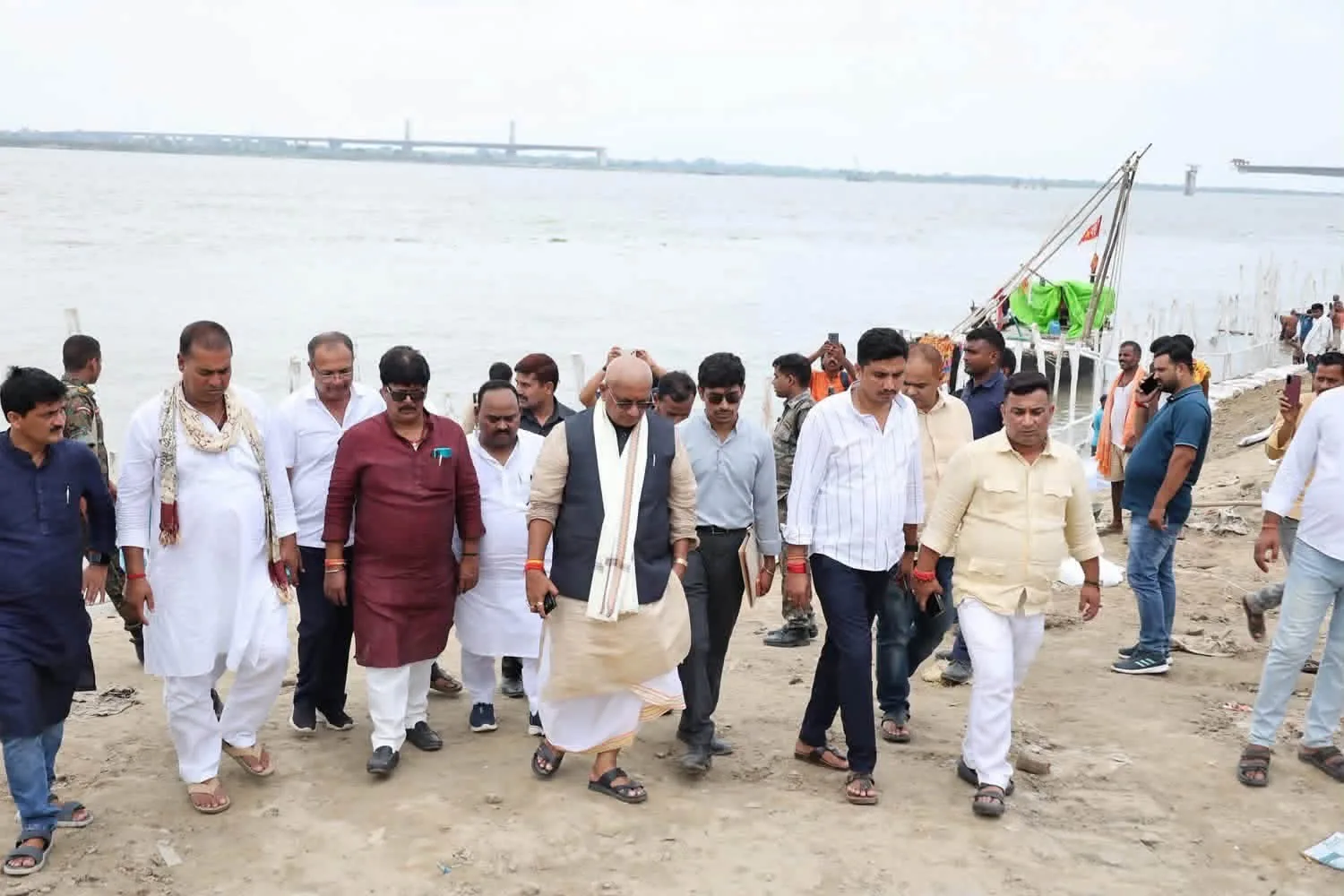 हर की पौड़ी की तर्ज पर विकसित होगा सुल्तानगंज घाट, श्रावणी मेला से पहले तैयारियों की समीक्षा; गंगा पथ और एयरपोर्ट परियोजना पर भी जोर