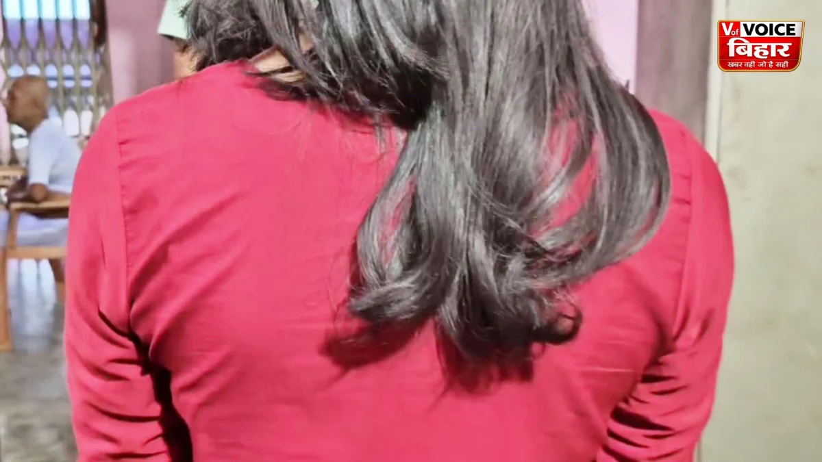 बिहार में फिर डकैती का आतंक: प्रोफेसर के घर घुसे बदमाश, बच्ची को बंधक बनाकर काटे बाल, गांव में दहशत