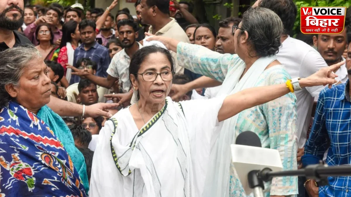 CJP प्रदर्शन पर ममता बनर्जी का केंद्र पर बड़ा हमला, बोलीं- 'लोकतंत्र में लाठी और आंसू गैस नहीं, संवाद होना चाहिए' 1 CJP प्रदर्शन पर ममता बनर्जी का केंद्र पर बड़ा हमला, बोलीं- 'लोकतंत्र में लाठी और आंसू गैस नहीं, संवाद होना चाहिए'