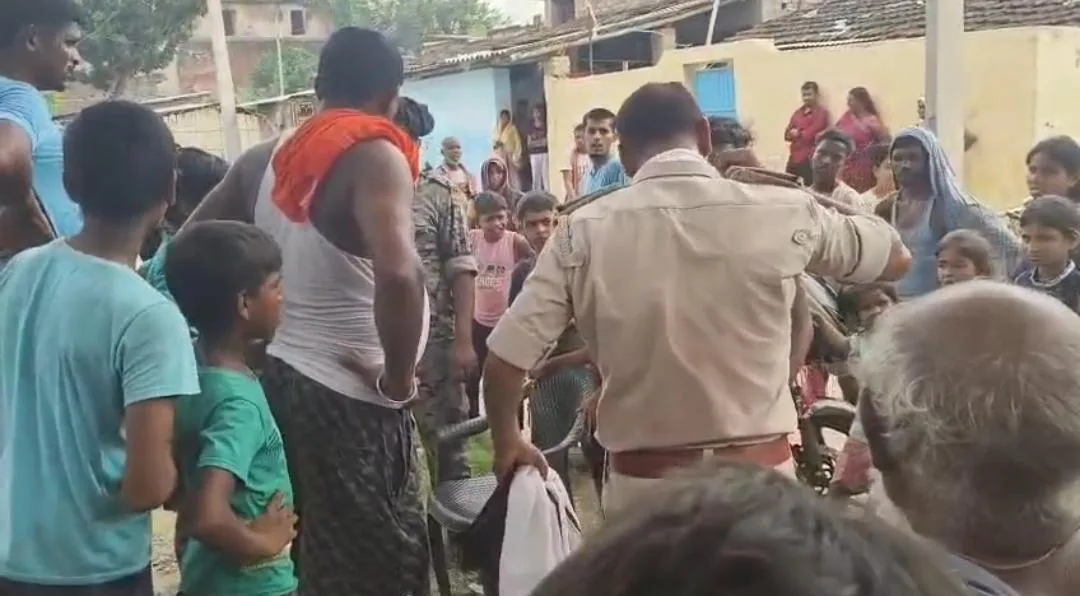 नशे के कारोबार के विरोध पर युवक की पिटाई, कार्रवाई नहीं होने से नाथनगर में लोगों का फूटा गुस्सा