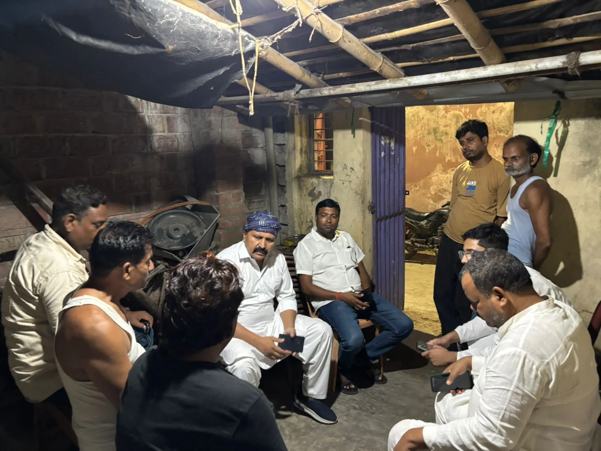भागलपुर में युवती की संदिग्ध मौत पर पीड़ित परिवार से मिले राजद नेता एस जेड हसन, निष्पक्ष जांच और दोषियों पर सख्त कार्रवाई की मांग