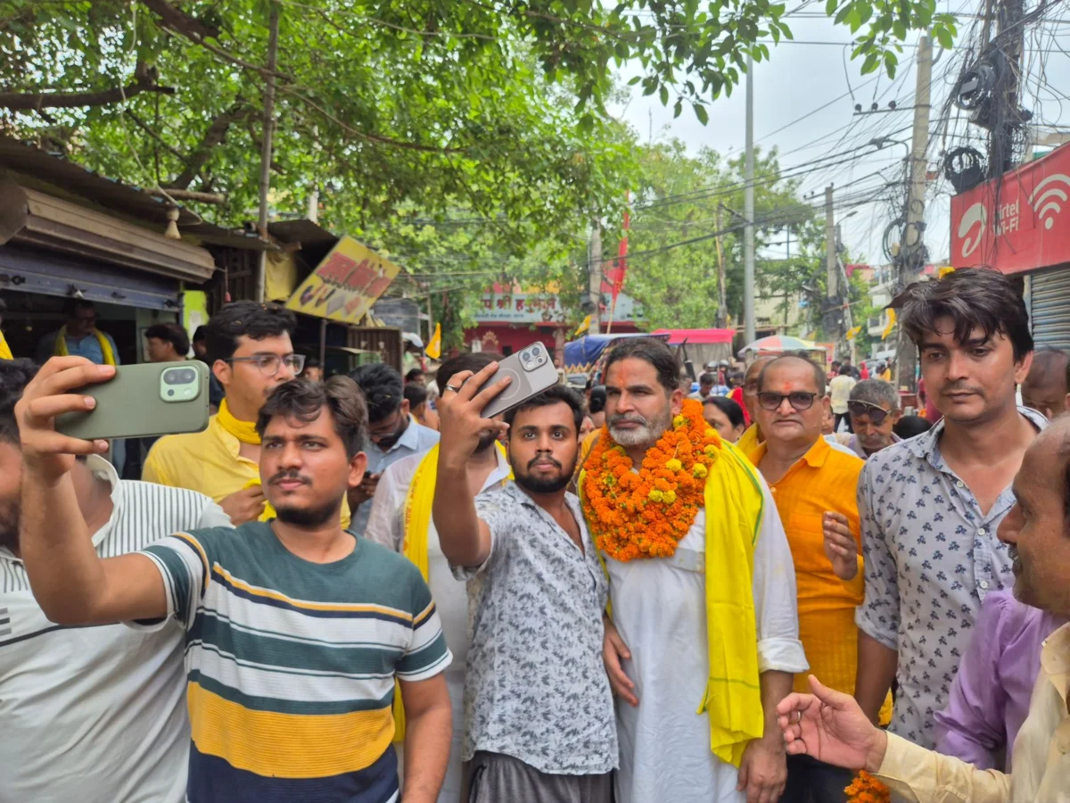 प्रशांत किशोर ने बांकीपुर में पदयात्रा कर लोगों से मांगा समर्थन, कई इलाकों में किया जनसंपर्क