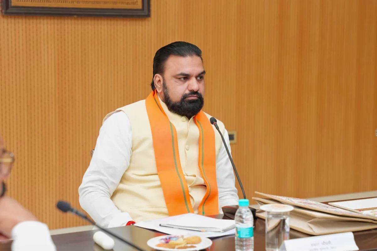 बिहार के किसानों को सुबह 6 से शाम 6 बजे तक एग्रीकल्चर फीडर से बिजली देने के निर्देश, सौर ऊर्जा और ग्रीन हाइड्रोजन पर सरकार का बड़ा फोकस