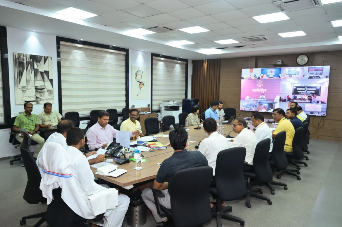 श्रावणी मेला 2026: कांवरिया पथ पर हर 2-3 किलोमीटर पर स्वास्थ्य शिविर, एएलएस और बीएलएस एंबुलेंस रहेंगी तैनात, स्वास्थ्य मंत्री ने तैयारियों की समीक्षा की