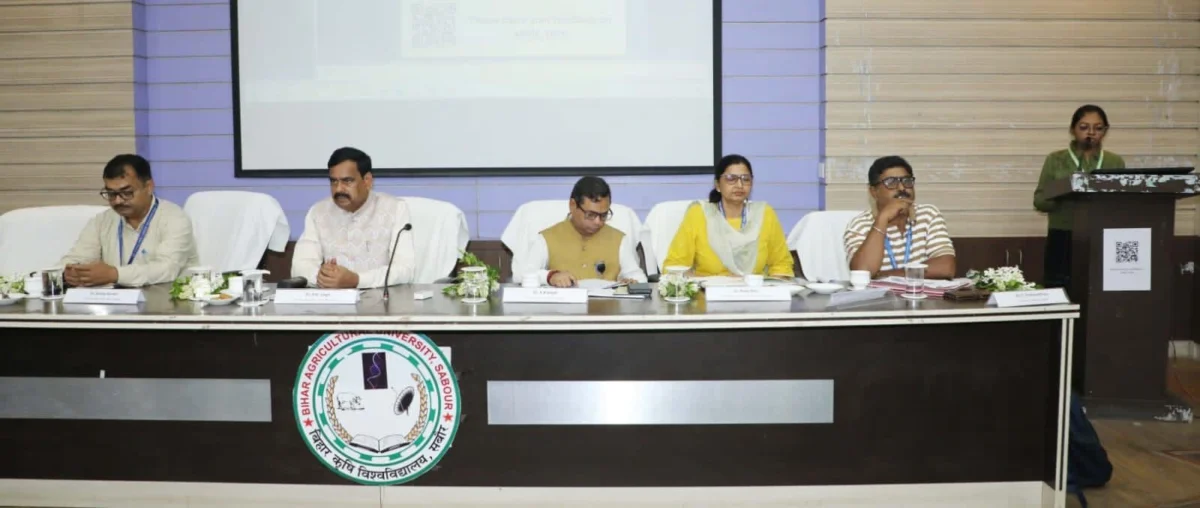 बीएयू सबौर में ‘4 मिनट रिसर्च फाइंडिंग्स प्रतियोगिता-2026’ का शुभारंभ, चार मिनट में शोध को प्रभावी ढंग से प्रस्तुत कर रहे युवा वैज्ञानिक 1 बीएयू सबौर में ‘4 मिनट रिसर्च फाइंडिंग्स प्रतियोगिता-2026’ का शुभारंभ, चार मिनट में शोध को प्रभावी ढंग से प्रस्तुत कर रहे युवा वैज्ञानिक