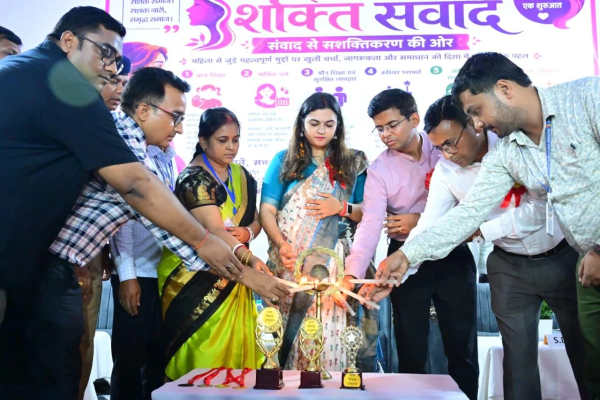 कहलगांव में विश्व जनसंख्या दिवस पर चला शक्ति संवाद अभियान, 84 विद्यालयों में बाल विवाह रोकने और बेटियों को सशक्त बनाने का संदेश