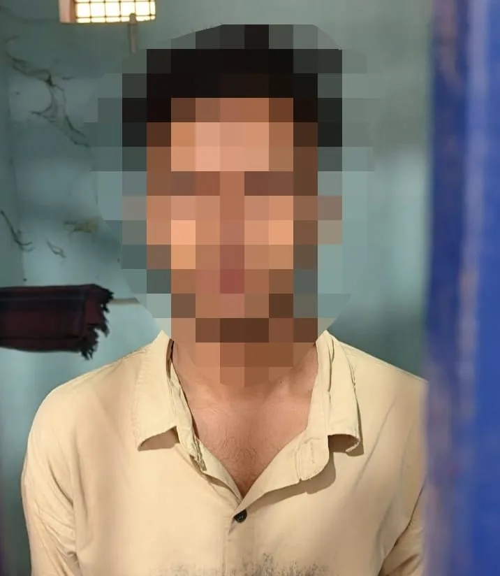 जोगसर में दिनदहाड़े लूट का पुलिस ने 6 घंटे में किया खुलासा, लूटा गया मोबाइल बरामद, एक गिरफ्तार, दो विधि-विरुद्ध बालक निरुद्ध 3 जोगसर में दिनदहाड़े लूट का पुलिस ने 6 घंटे में किया खुलासा, लूटा गया मोबाइल बरामद, एक गिरफ्तार, दो विधि-विरुद्ध बालक निरुद्ध