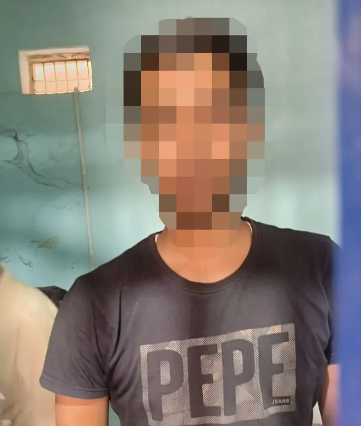 जोगसर में दिनदहाड़े लूट का पुलिस ने 6 घंटे में किया खुलासा, लूटा गया मोबाइल बरामद, एक गिरफ्तार, दो विधि-विरुद्ध बालक निरुद्ध 4 जोगसर में दिनदहाड़े लूट का पुलिस ने 6 घंटे में किया खुलासा, लूटा गया मोबाइल बरामद, एक गिरफ्तार, दो विधि-विरुद्ध बालक निरुद्ध