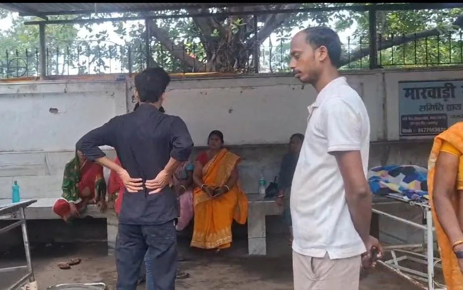 भागलपुर में गर्भवती महिला की संदिग्ध मौत से सनसनी, शादी के दस महीने बाद परिवार पर टूटा दुखों का पहाड़ 1 भागलपुर में गर्भवती महिला की संदिग्ध मौत से सनसनी, शादी के दस महीने बाद परिवार पर टूटा दुखों का पहाड़