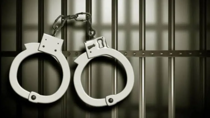 लखीसराय रेलवे स्टेशन पर CBI का एक्शन: 50 हजार रुपये रिश्वत लेते गुड्स सुपरवाइजर गिरफ्तार, सहयोगी भी दबोचा गया