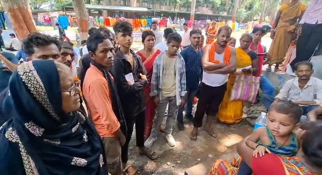 घरेलू विवाद के बीच युवक की संदिग्ध मौत से मचा हड़कंप, पत्नी ने सास-ससुर पर लगाए गंभीर आरोप, पुलिस हर पहलू की कर रही जांच 1 घरेलू विवाद के बीच युवक की संदिग्ध मौत से मचा हड़कंप, पत्नी ने सास-ससुर पर लगाए गंभीर आरोप, पुलिस हर पहलू की कर रही जांच