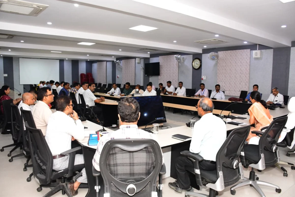 टीबी मुक्त भारत अभियान 2026 को मिलेगी नई रफ्तार, भागलपुर में जिलाधिकारी ने की समीक्षा बैठक, निक्षय मित्र बनने की अपील