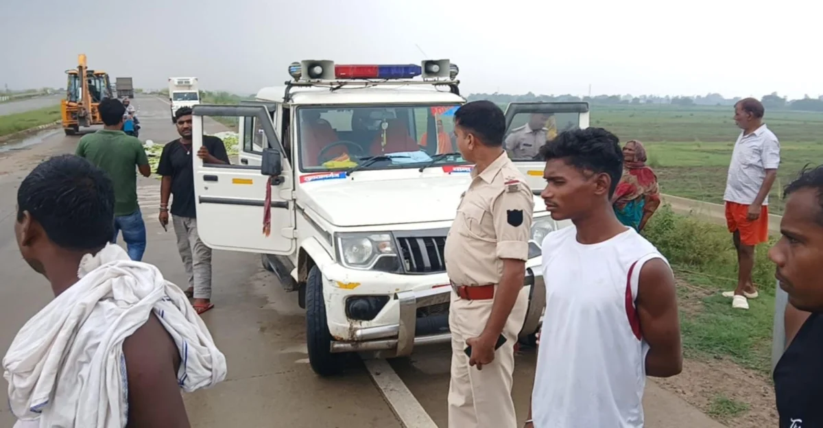 गनगनिया फोरलेन पर भीषण सड़क हादसा, पिकअप और हाईवा की टक्कर में चालक व खलासी की दर्दनाक मौत