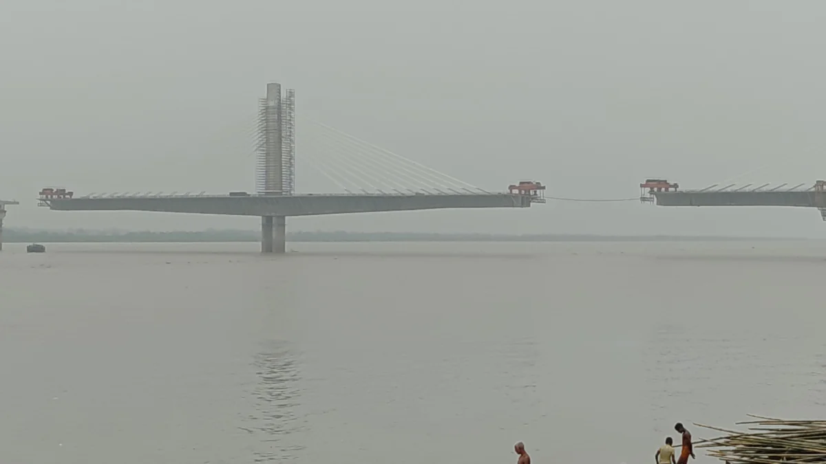 भागलपुर में गंगा का जलस्तर 24 घंटे में 40 सेमी बढ़ा, गोपालपुर में भी 30 सेमी की बढ़ोतरी; तटबंधों पर बढ़ी निगरानी
