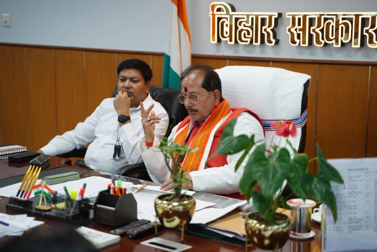 बिहार में उर्वरक की कोई कमी नहीं, कालाबाजारी पर होगी सख्त कार्रवाई: कृषि मंत्री विजय कुमार सिन्हा