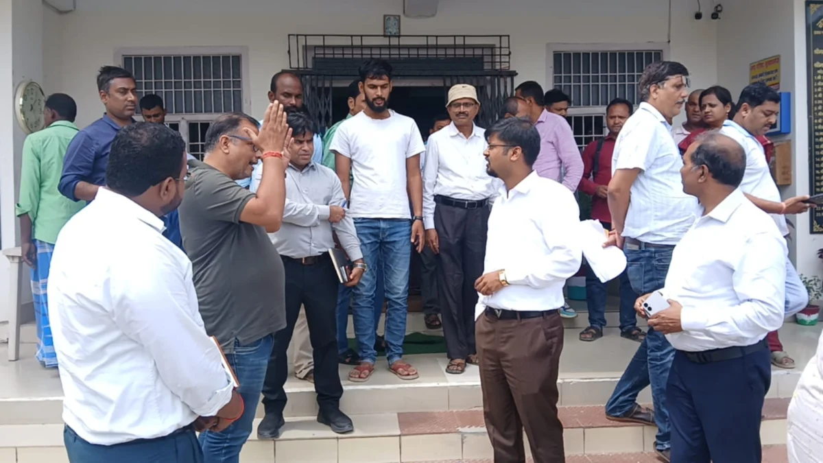 श्रावणी मेला की तैयारियों की समीक्षा, 28 जुलाई के उद्घाटन से पहले सभी कार्य समय पर पूरे करने के निर्देश