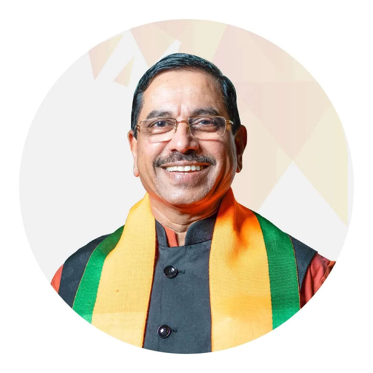 राष्ट्रपति ने स्वीकार किया धर्मेंद्र प्रधान का इस्तीफा, प्रह्लाद जोशी को मिला शिक्षा मंत्रालय का अतिरिक्त प्रभार