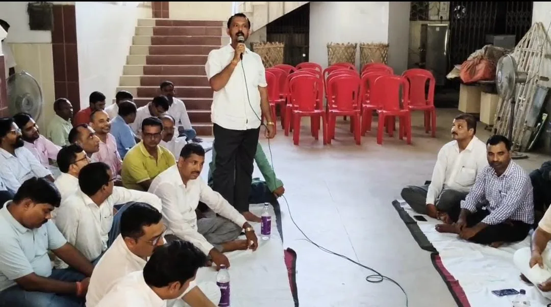 टीएमबीयू में अतिथि शिक्षकों का प्रदर्शन: नई शिक्षक नियमावली और विश्वविद्यालय अधिनियम का किया विरोध