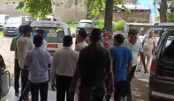 पटना में ऑटो चालक को मारी गोली, जांघ में लगी गोली; हालत गंभीर, पीएमसीएच रेफर