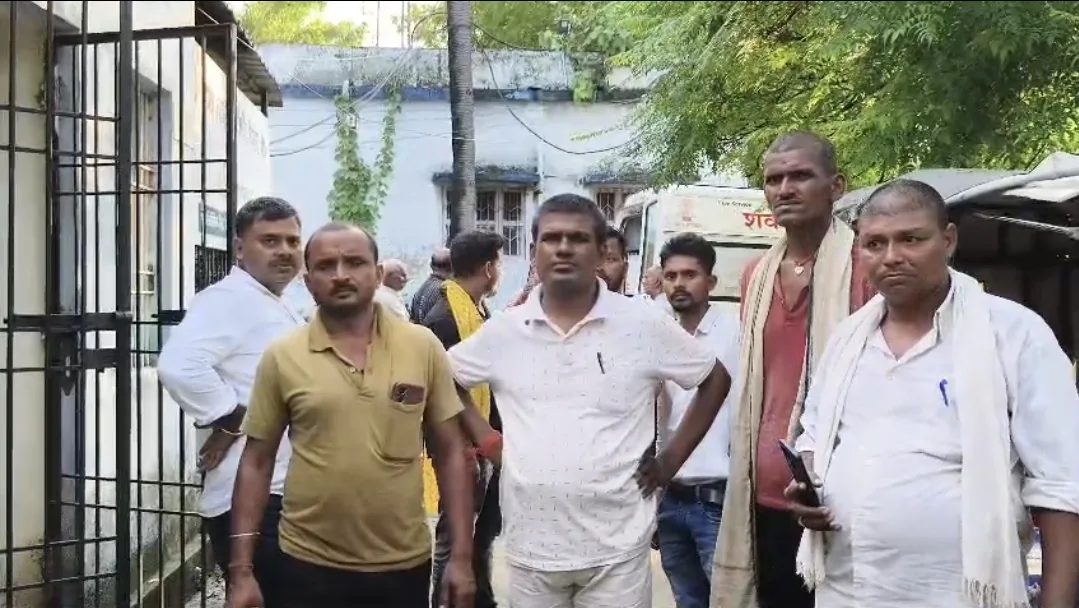 नवादा में आकाशीय बिजली का कहर, 4 की मौत; खेत में काम कर रहे किसानों समेत 12 वर्षीय बच्चे की गई जान