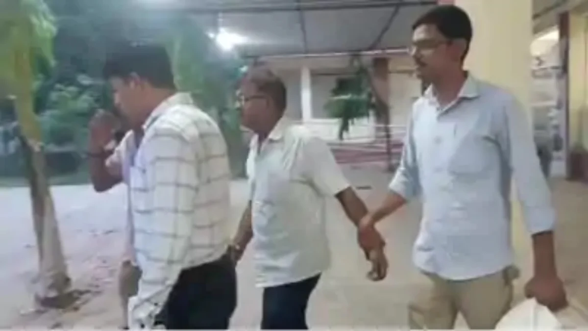 नालंदा में निगरानी ब्यूरो की बड़ी कार्रवाई, 22 हजार रुपये रिश्वत लेते SDO कार्यालय का बड़ा बाबू गिरफ्तार