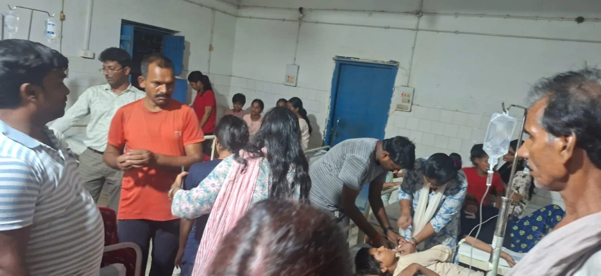 हॉस्टल के भोजन के बाद 30 छात्राएं बीमार, दाल में छिपकली मिलने की आशंका से मचा हड़कंप; जांच के आदेश